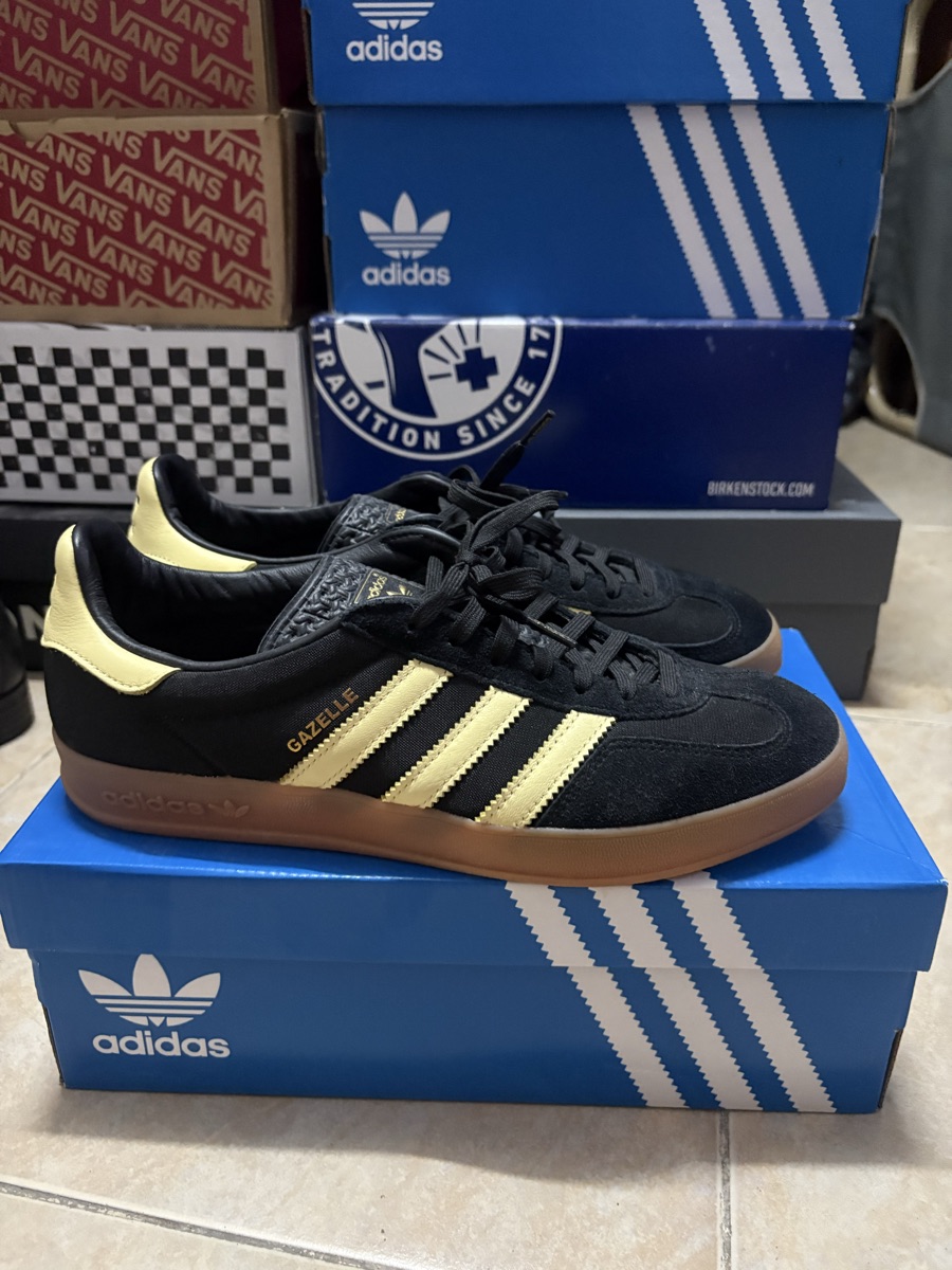 adidas Gazelle Indoor Black Almost Yellow Gum | SASOM