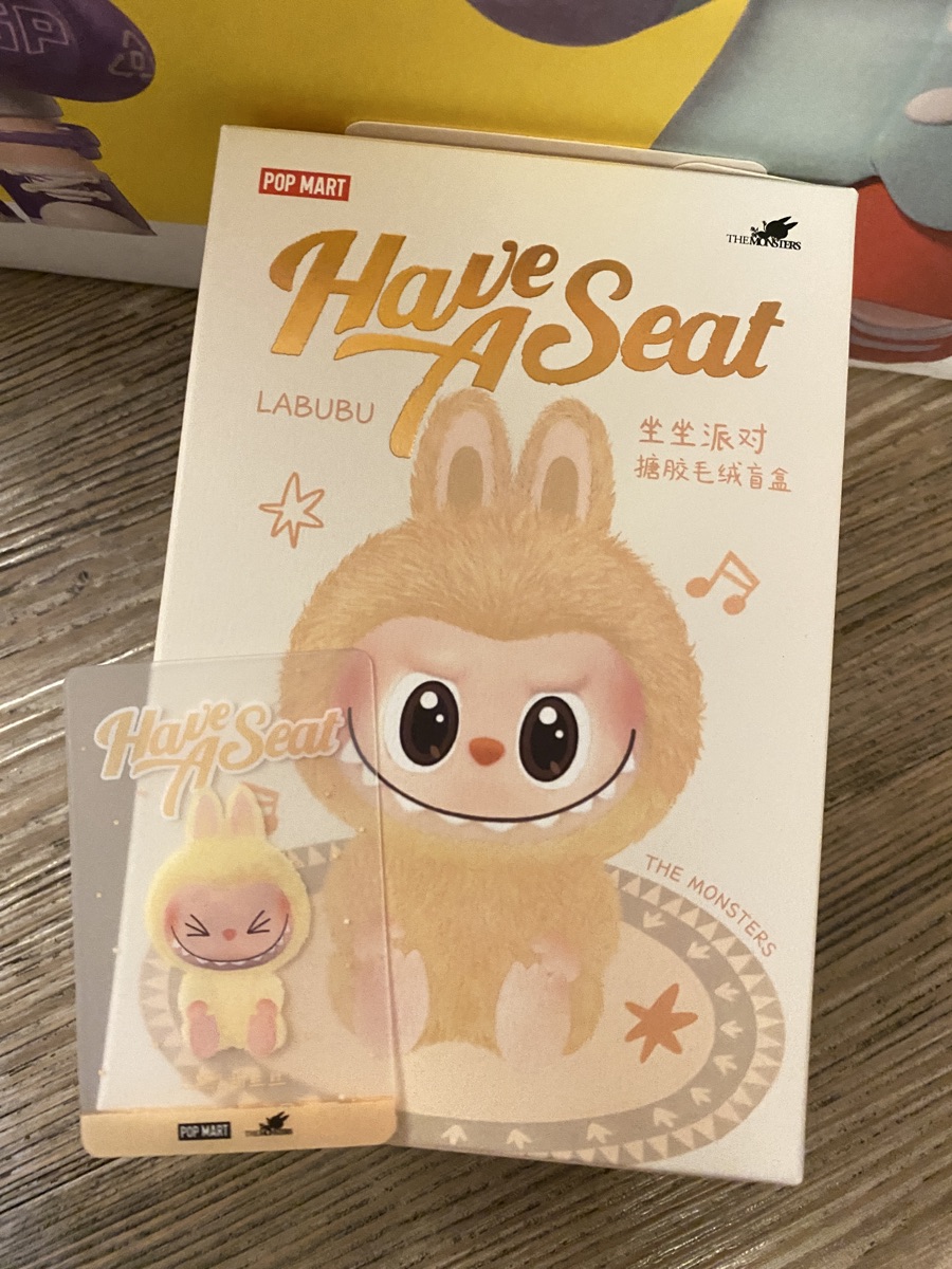 เช็คการ์ด) Pop Mart Labubu SISI (The Monsters - Have a Seat