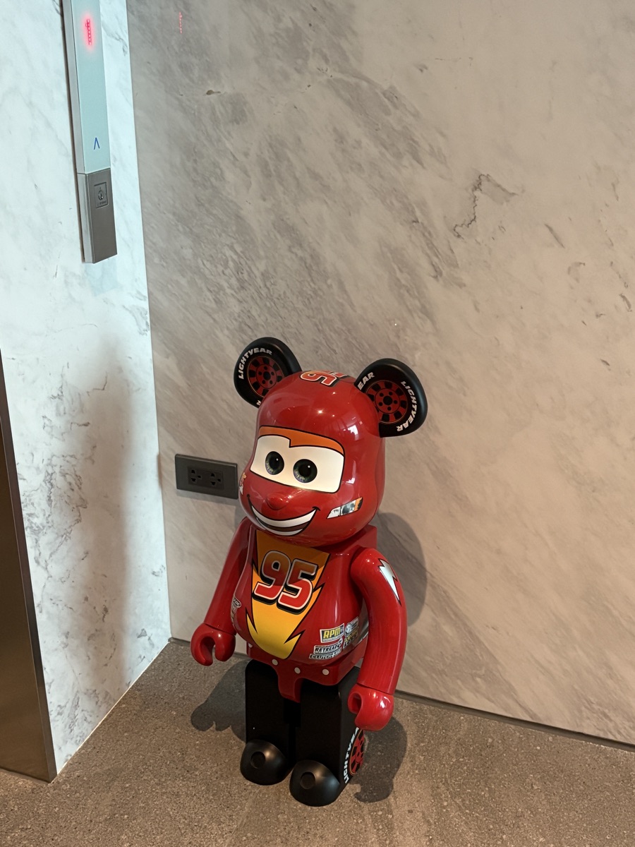 BE@RBRICK Lightning McQueen Cars 1000% | ของแท้ ราคาดีที่สุด