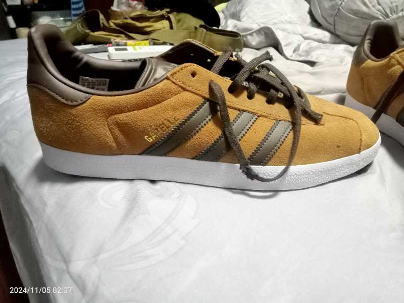 adidas gazelle silver green womens Adidas Gazelle – Schrittmacher Shop