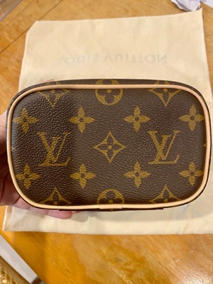 louis vuitton m44936 nice nano toiletry pouch monogram canvas gold  hardware, with 3rd party strap & dust cover