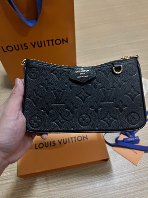 LOUIS VUITTON Monogram Shoe Pouch 383105