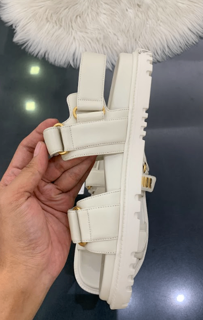 Dior Dioract Sandal In White Lambskin With Gold-Finish Metal