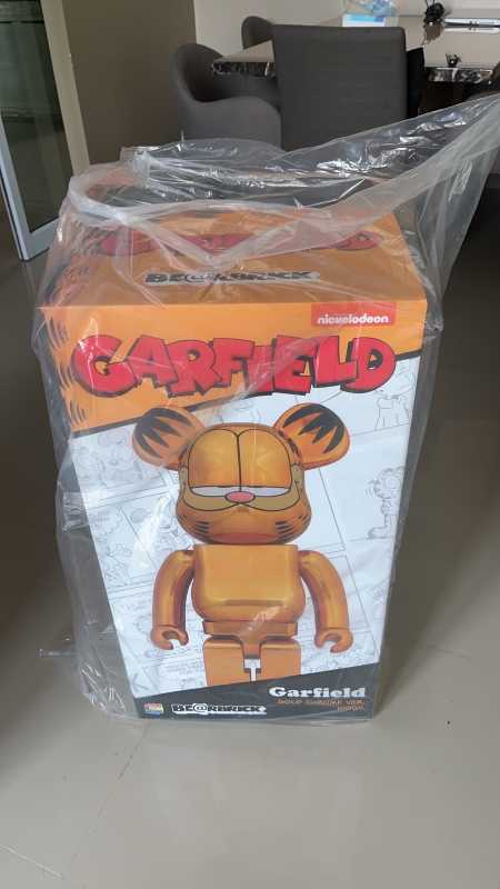 BE@RBRICK GARFIELD GOLD CHROME Ver. 1000% | ของแท้ BE@RBRICK GARFIELD GOLD CHROME Ver. 1000% | ของแท้
