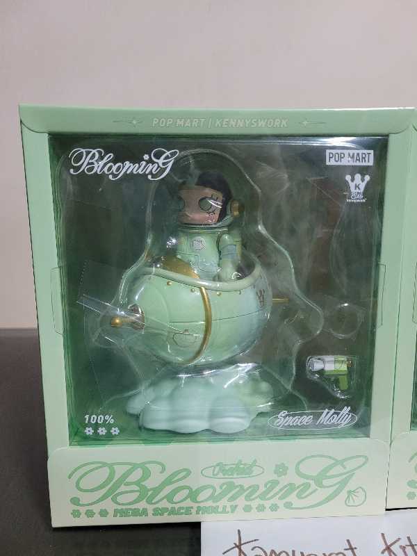 その他 MEGA SPACE MOLLY 100% Blooming Orchid Pop Mart Mega Space Molly Blooming Series Orchid 1 - US