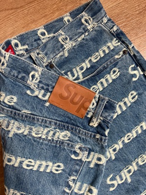 Buy Supreme Frayed Logos Regular Jean Blue | SASOM