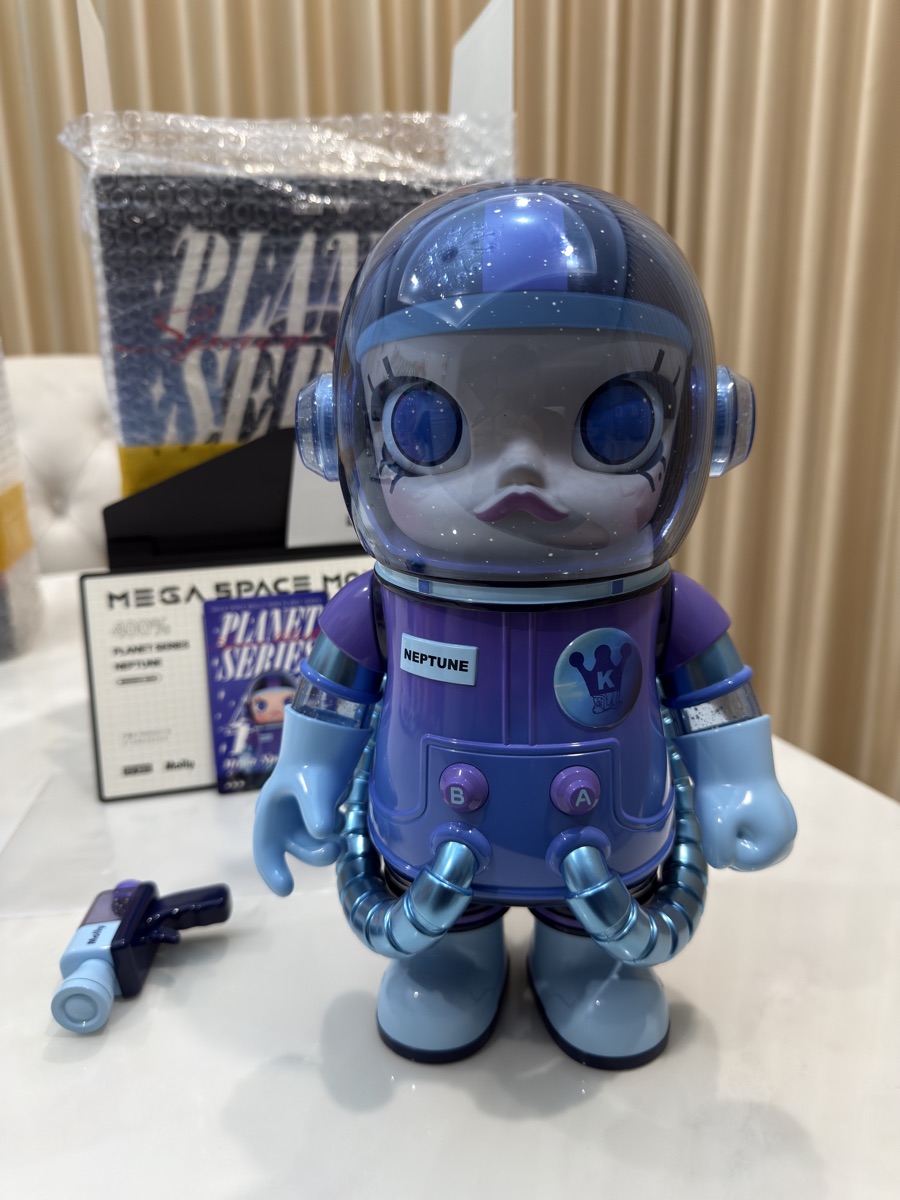 เช็คการ์ด) Pop Mart Neptune (Mega Space Molly Planet Series