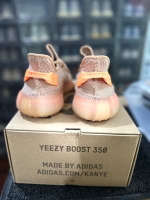 Yeezy hot sale clay box