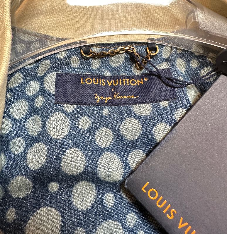 Louis Vuitton LV x YK Infinity Dots Denim Shirt Indigo. Size M0