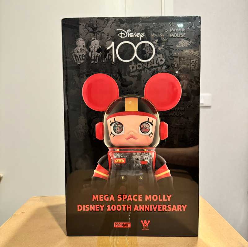 popmart 400％ SPACE MOLLY Minnie Mouse - キャラクターグッズ