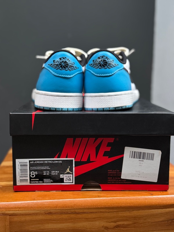 jordan 1 low unc box