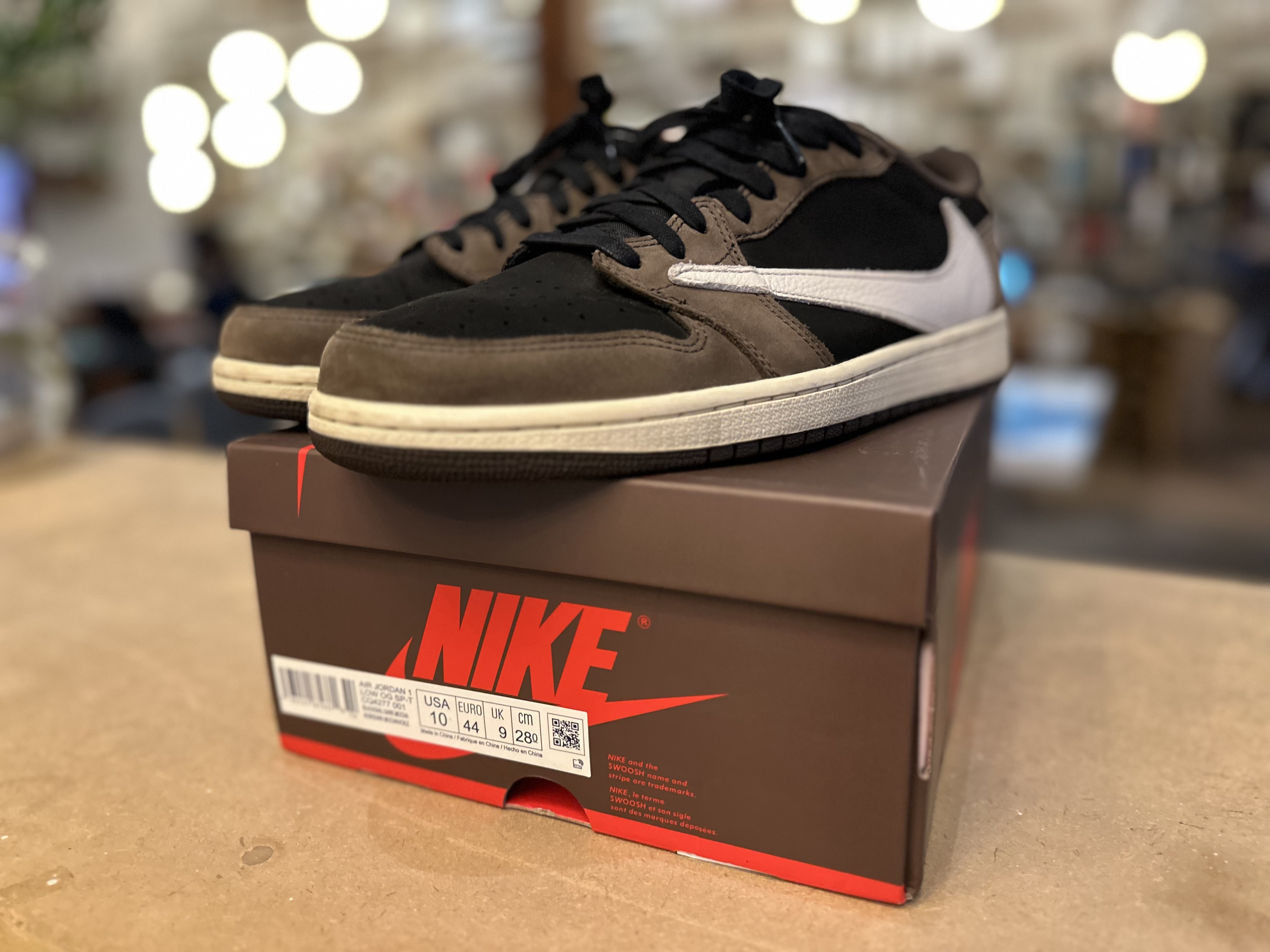 NIKE×TRAVIS SCOTT 77230412-01S-