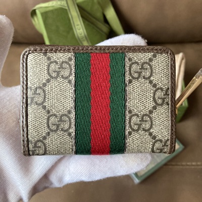 Shop GUCCI GG Supreme 2021-22FW Playing card set with double g (662294  2ZGFG 8745) by ksgarden