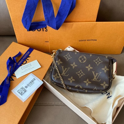 Buy Louis Vuitton Monogram Canvas Mini Pochette Accessoires M58009 Online  at desertcartIsrael