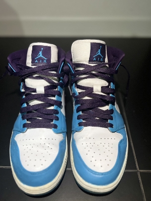 Buy Sell Jordan Mid Hornets 100% Authentic