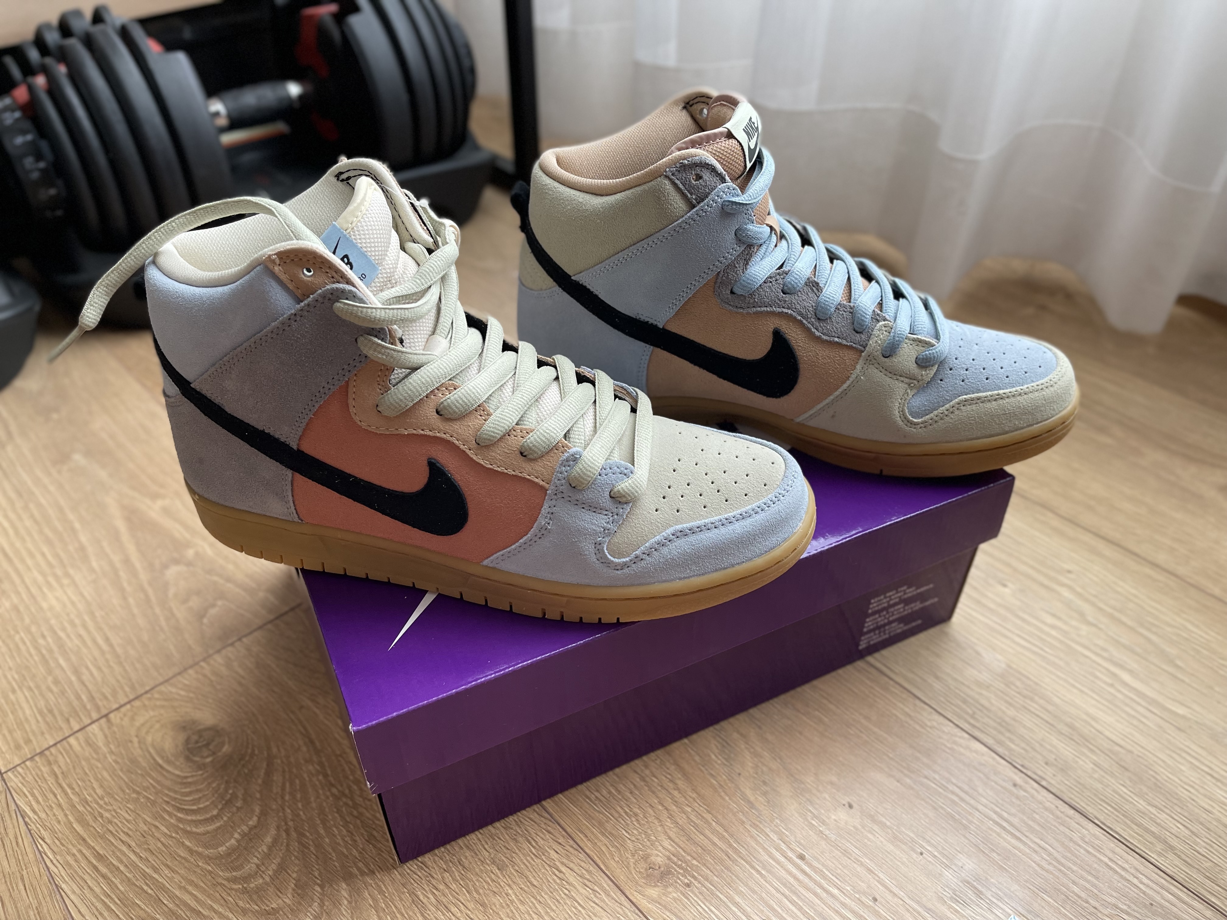 Buy & Sell Nike SB Dunk High Spectrum | 100% Authentic