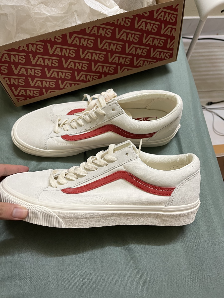 【箱付き】VANS style36 “MARSHMALLOW/RED\" New Vans Style 36 Marshmallow/Racing Red Sneakers Low-Top