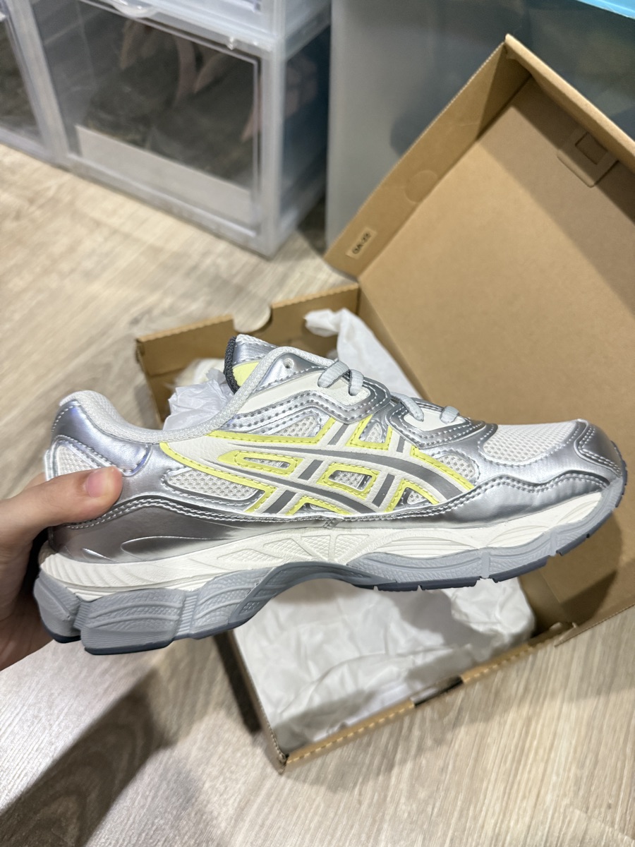 Buy & Sell Emmi x Asics GEL-NYC (W) | 100% Authentic
