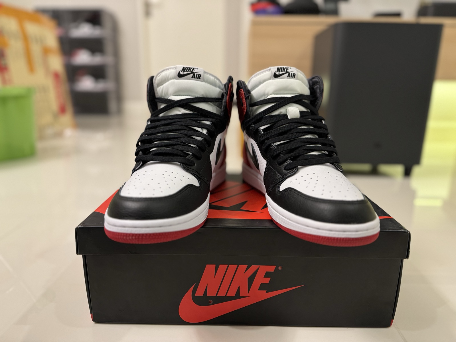 jordan 1 satin black toe womens