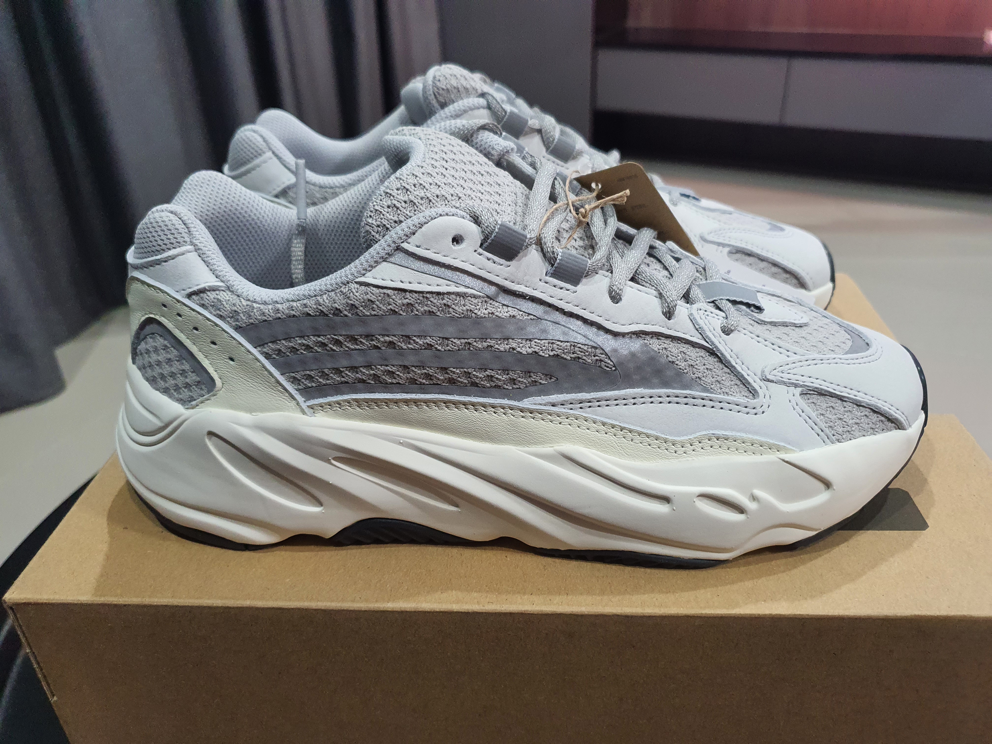 Yeezy 700 static on sale authentic