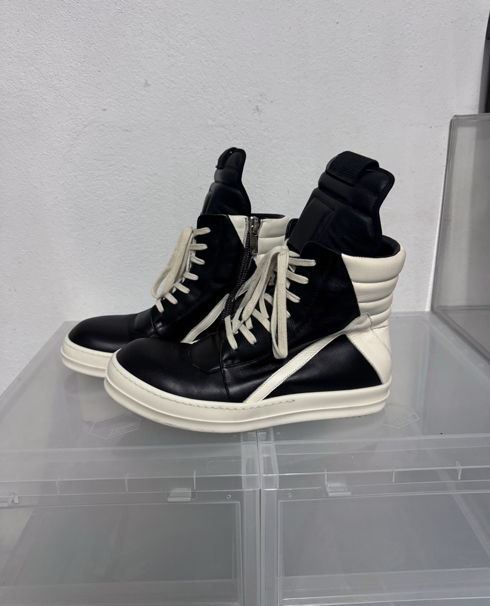 Rick Owens Geobasket Leather Sneaker In Black Milk | SASOM
