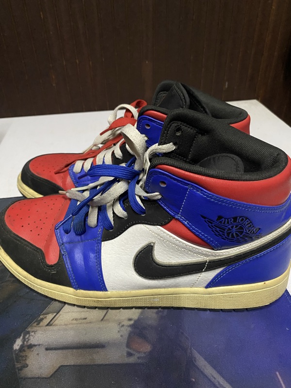 สนีกเกอร์ Jordan Mid Top ซื้อ-ขายของแท้ เช็คราคาล่าสุด