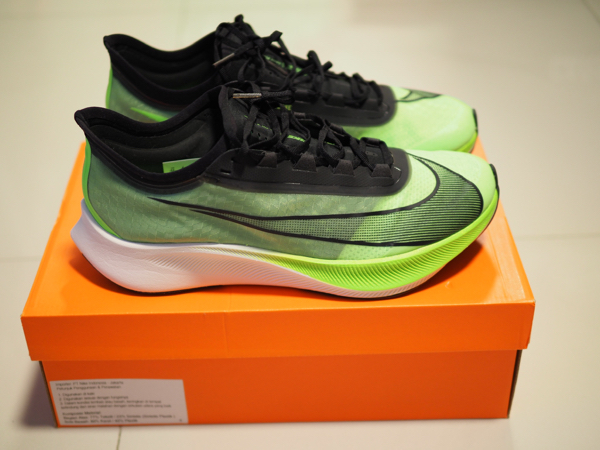 Nike zoom fly on sale 3 electric green