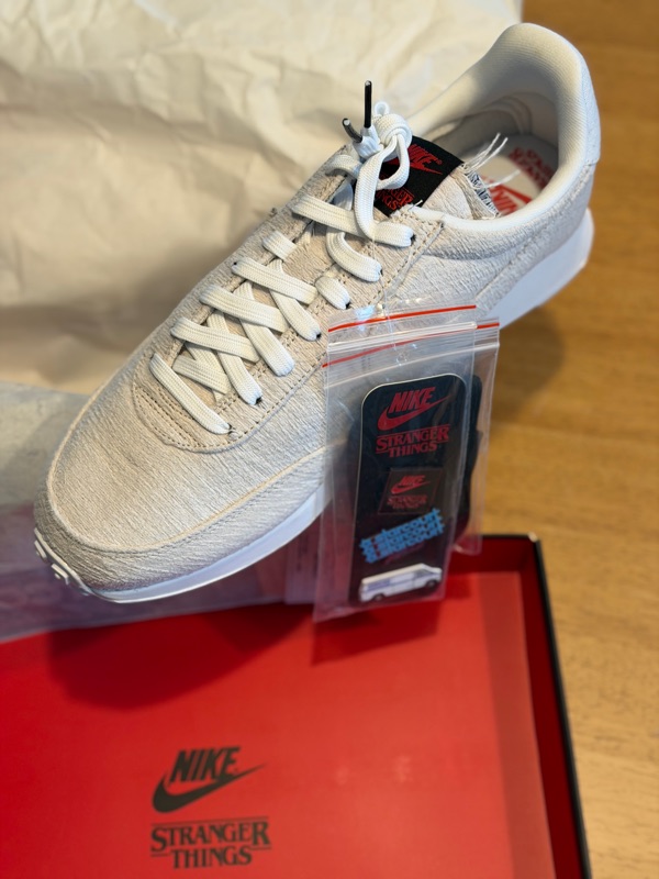 air tailwind 79 stranger things sail