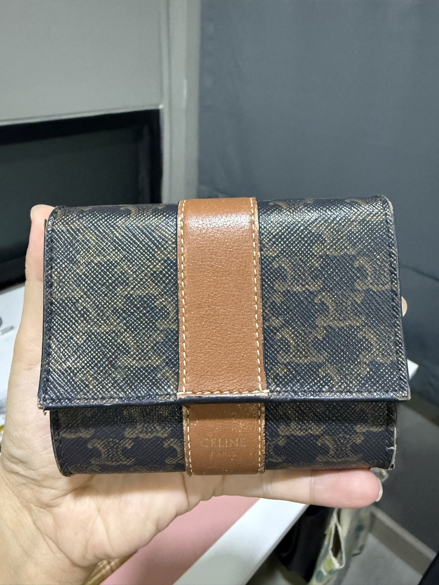 Celine【入手困難】SMALL TRIFOLD WALLET キャンバス&ラムスキン Celine【入手困難】SMALL TRIFOLD WALLET キャンバス&ラムスキン