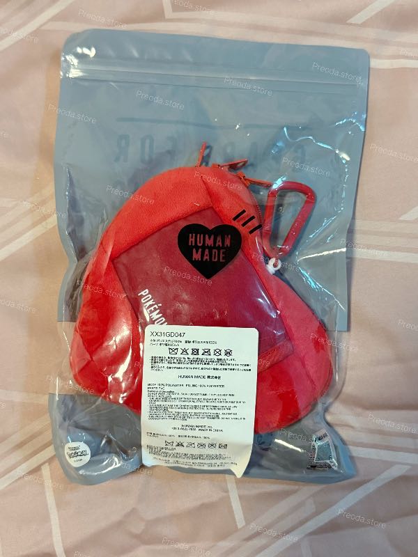 Human Made X Pokémon Made Heart Stuffed Passcase Red
