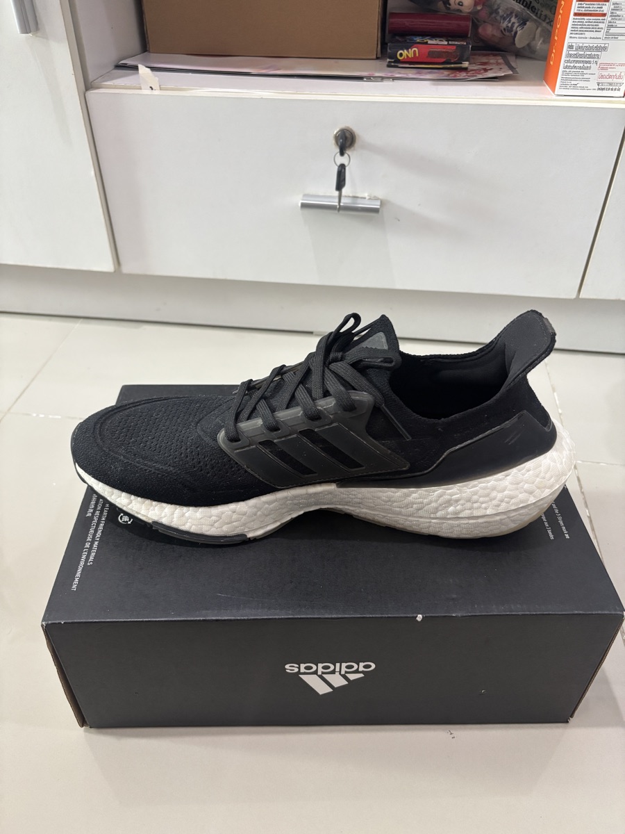 adidas gazelle silver green womens Adidas Ultraboost 21 Black (W)