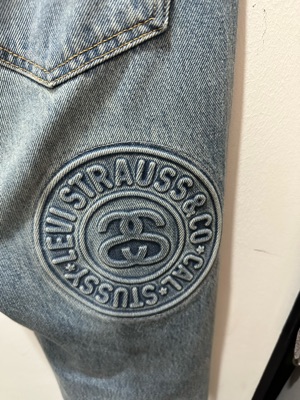 SASOM | เสื้อผ้า Stussy x Levi's Embossed 501 Jean Indigo เช็คราคา