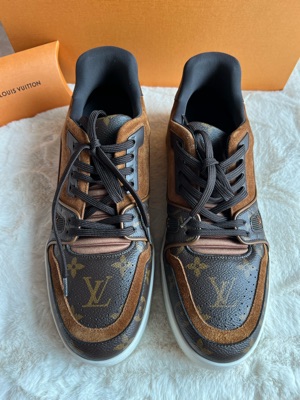 LV Trainer Sneaker - Luxury Sneakers - Shoes, Men 1A5UR4
