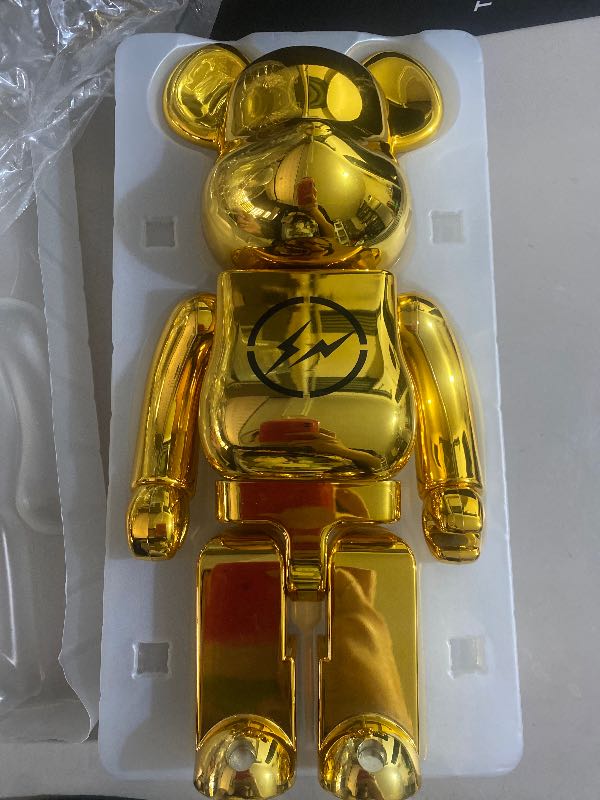MEDICOM TOY - BE@RBRICK THE CONVENI BLACK／GOLD MEDICOM TOY OFFICIAL BLOG（メディコム・トイ オフィシャル