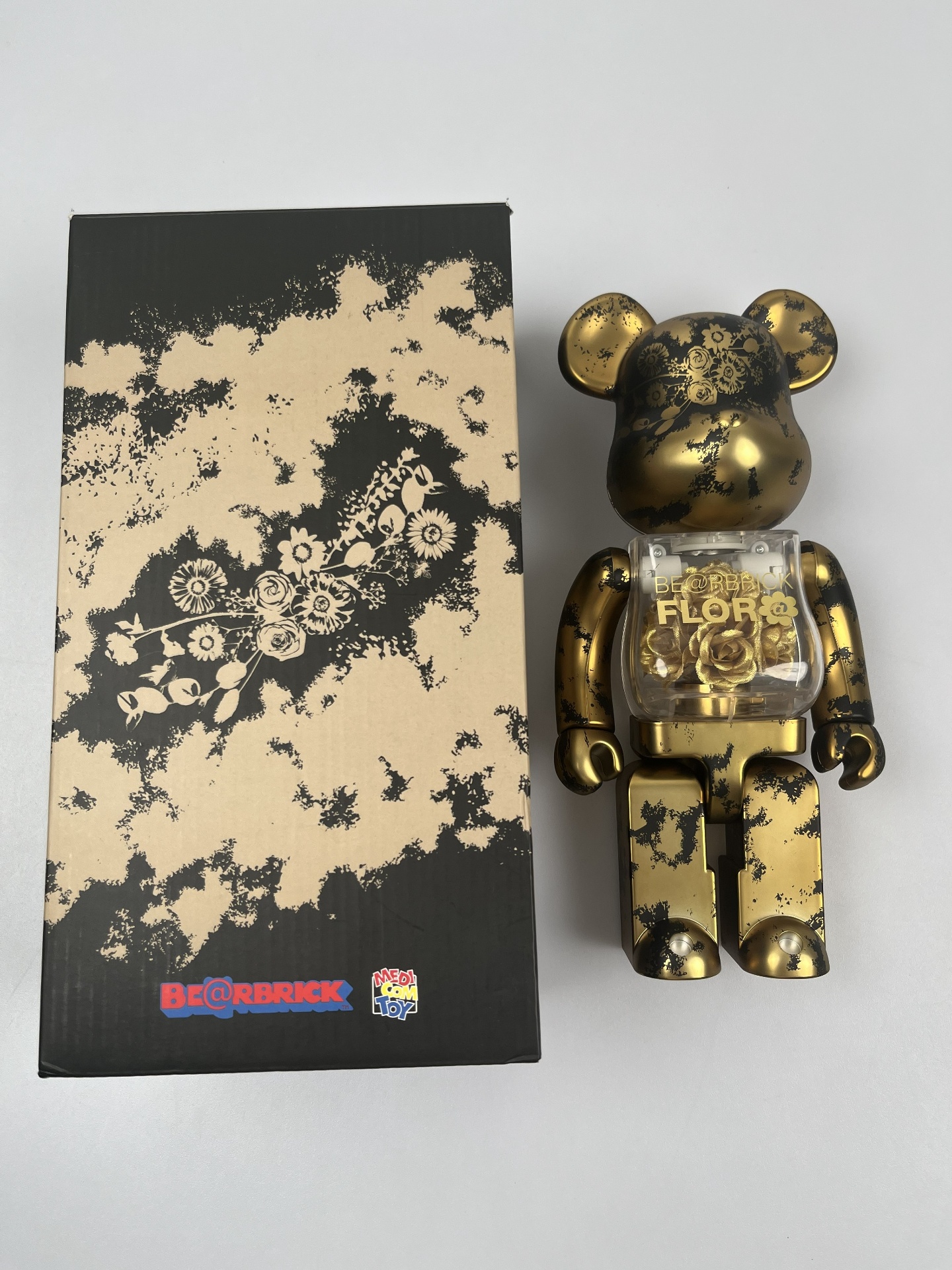 その他 BE@RBRICK FLOR@ GOLD 400% BE@RBRICK FLOR@ 400% GOLD 【公式通販】