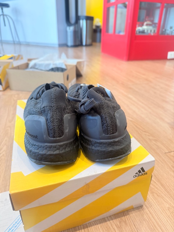 adidas gazelle silver green womens adidas Ultraboost 22 Running Shoe