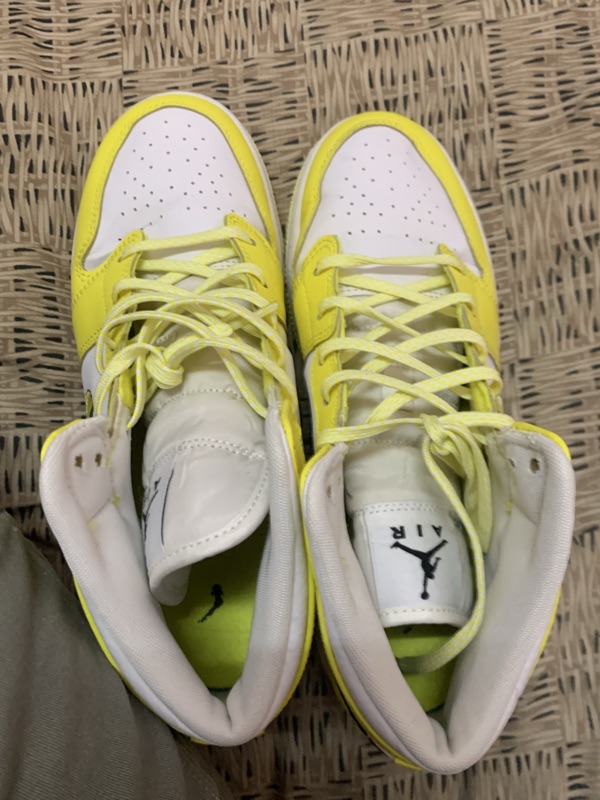 yellow flower jordan 1 womens