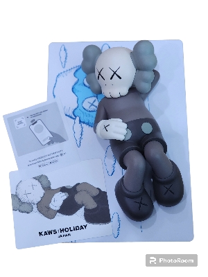 その他 KAWS HOLIDAY SHANGHAI FIGURE BROWN
