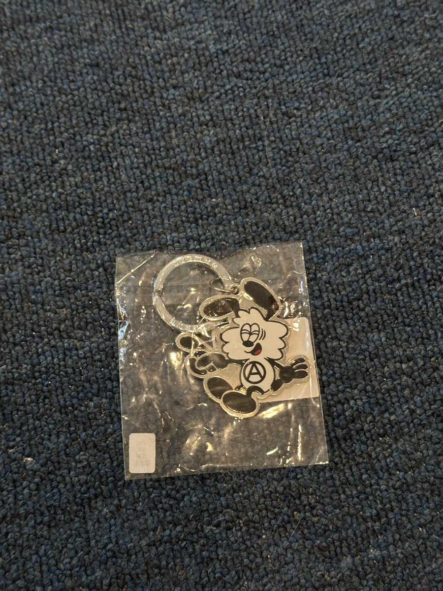 Human Made x Verdy Otsumo Plaza Exclusive Vick Keyring Silver