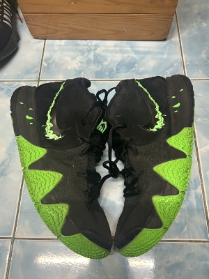 Kyrie clearance 2 halloween