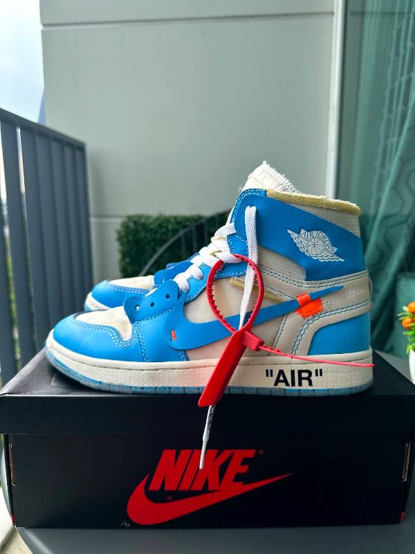 Unc off hot sale white jordan