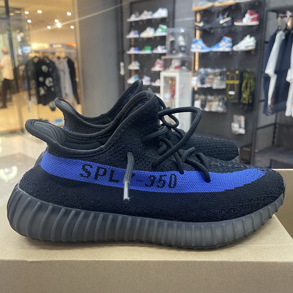 Midnight Blue Adidas Yeezy Boost 350 Womens Blue Adidas YEEZY