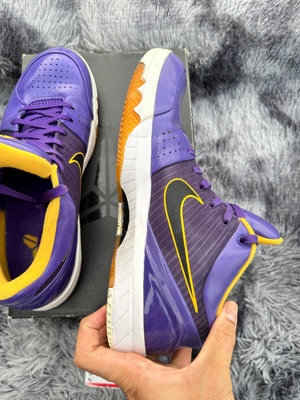 Nike Kobe Protro Undefeated Los Angeles Lakers SASOM