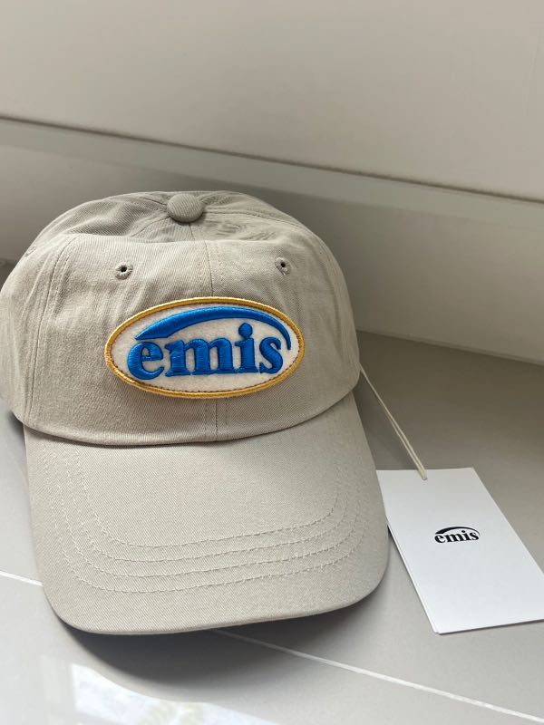 ช้อป Emis Corduroy Wappen Ball Cap Creamของแท้ที่ SASOM
