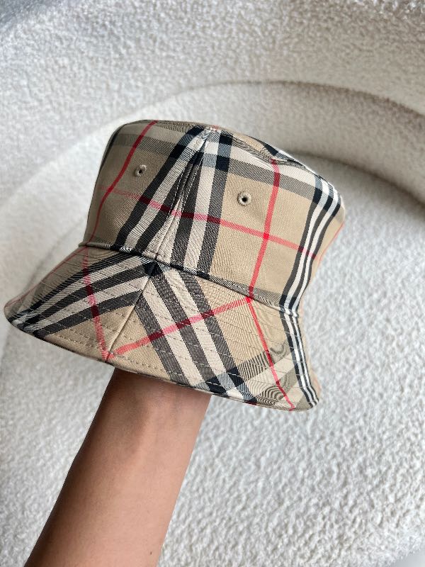 Buy Burberry Check Cotton Bucket Hat Archive Beige | SASOM display picture 2